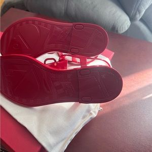 Valentino V logo rubber sandals